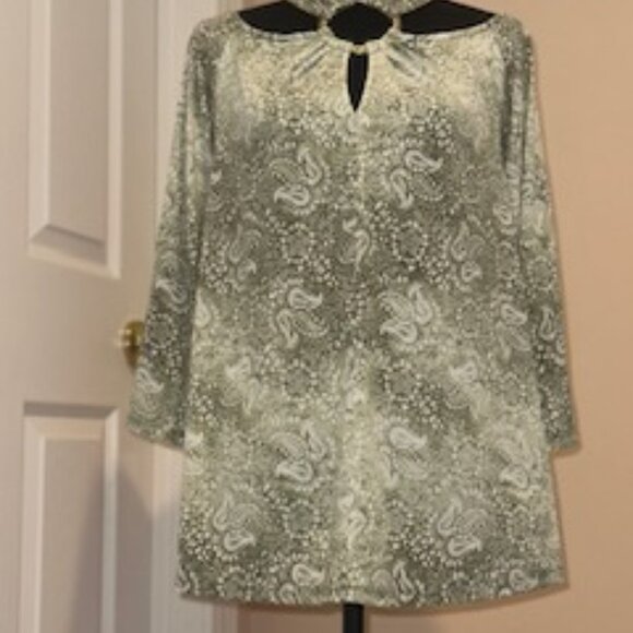 Michael Kors Blouse in Moss Green Size Small - Picture 4 of 4